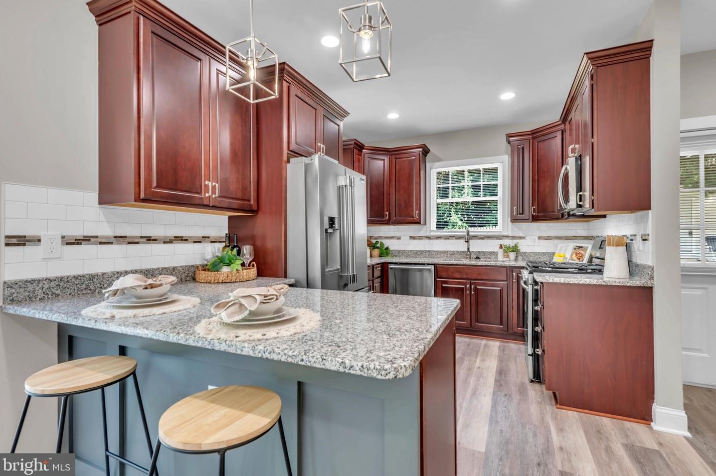 505 Chapel Gate Ln, Baltimore MD  21229-2403 exterior