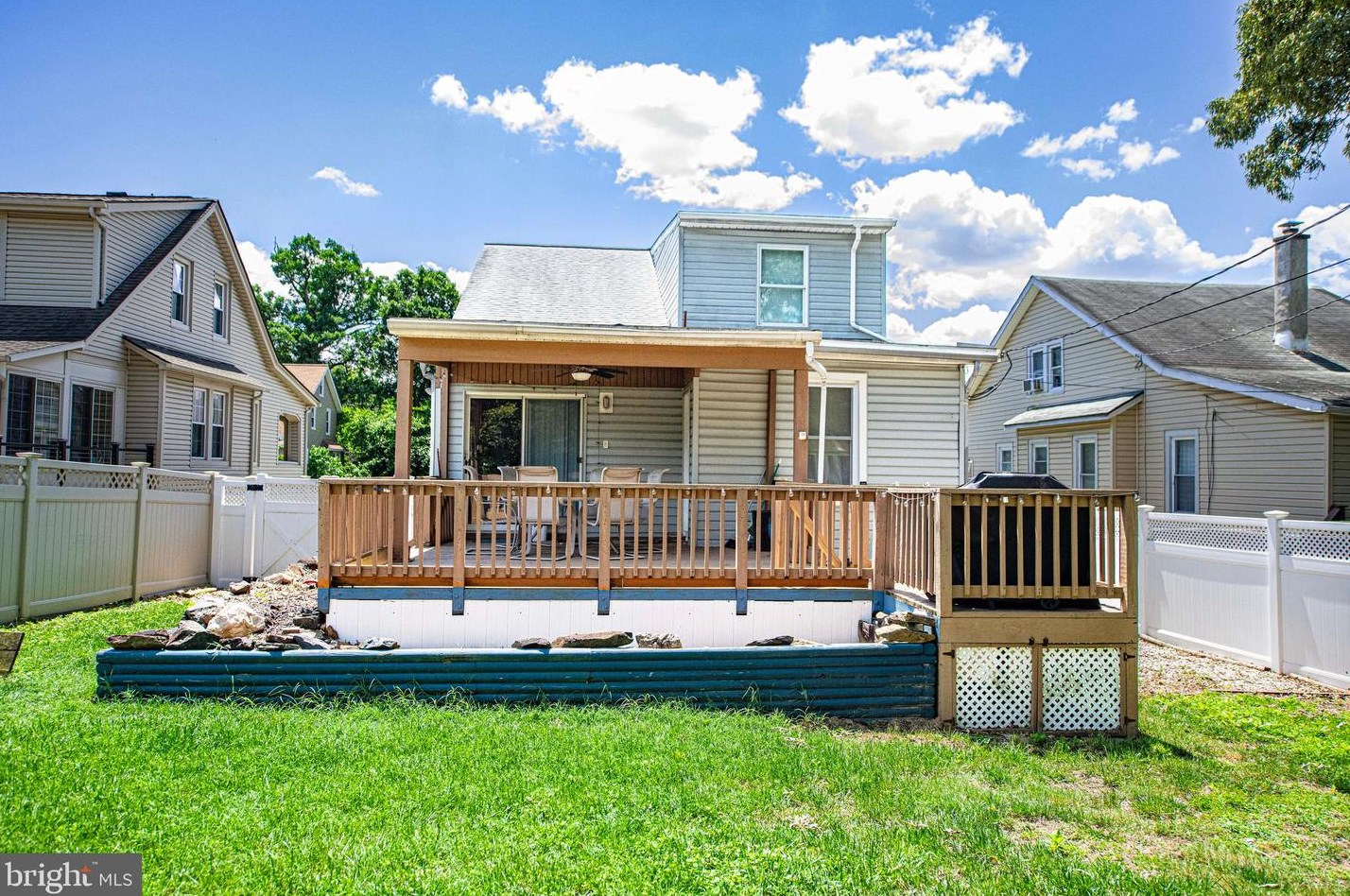 3126 Woodhome Ave, Baltimore MD  21234-7819 exterior