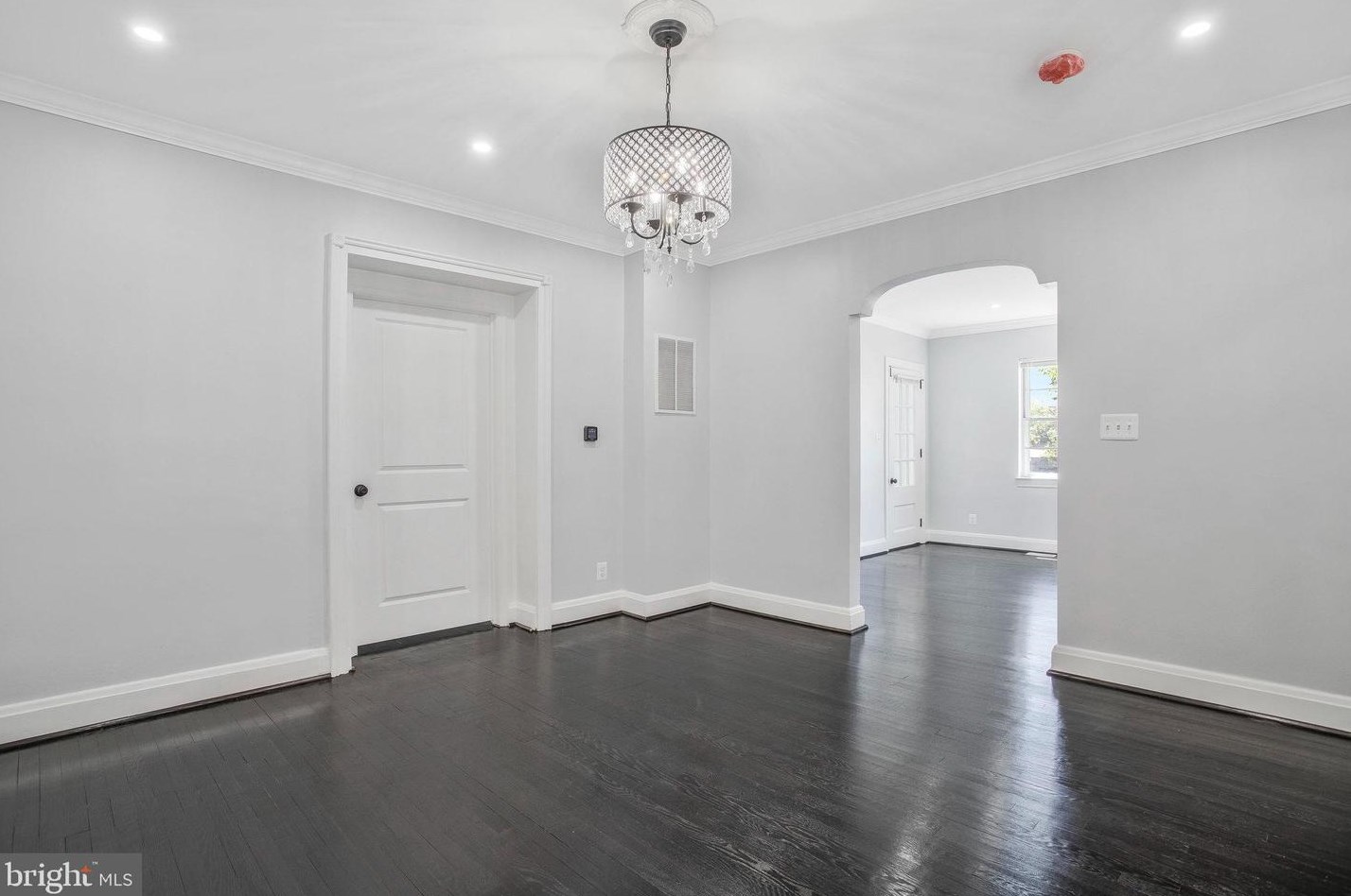 3104 Liberty Heights Ave, Baltimore MD 21215-7931 exterior