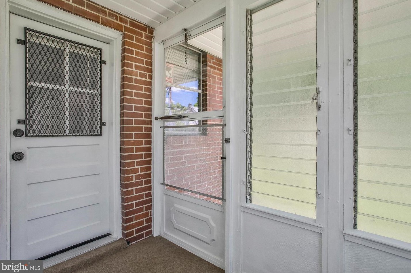 3104 Liberty Heights Ave, Baltimore MD 21215-7931 exterior