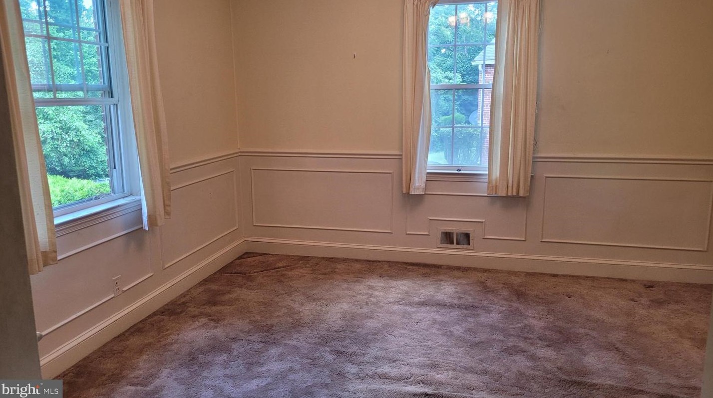 4925 Herring Run Dr, Baltimore MD  21214-1937 exterior