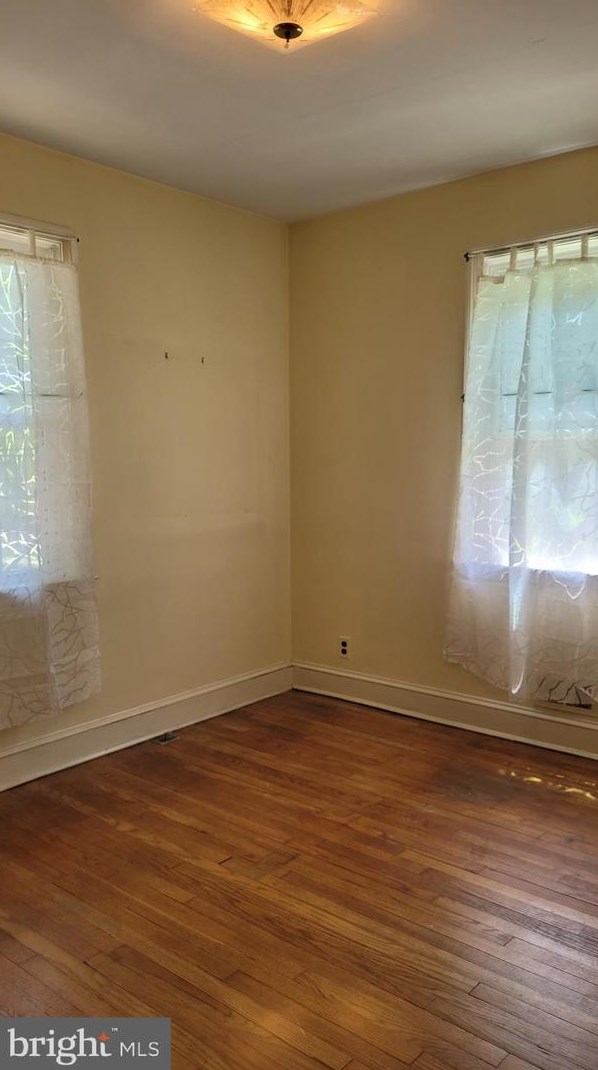 4925 Herring Run Dr, Baltimore MD  21214-1937 exterior