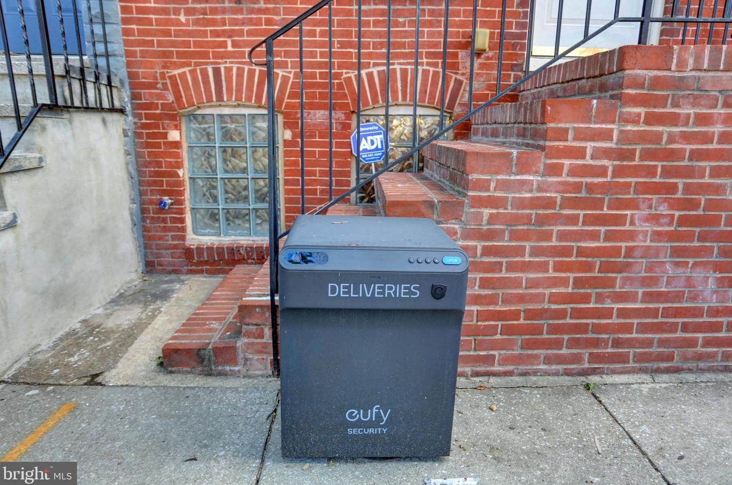 1155 Hamburg St, Baltimore MD  21230-1910 exterior