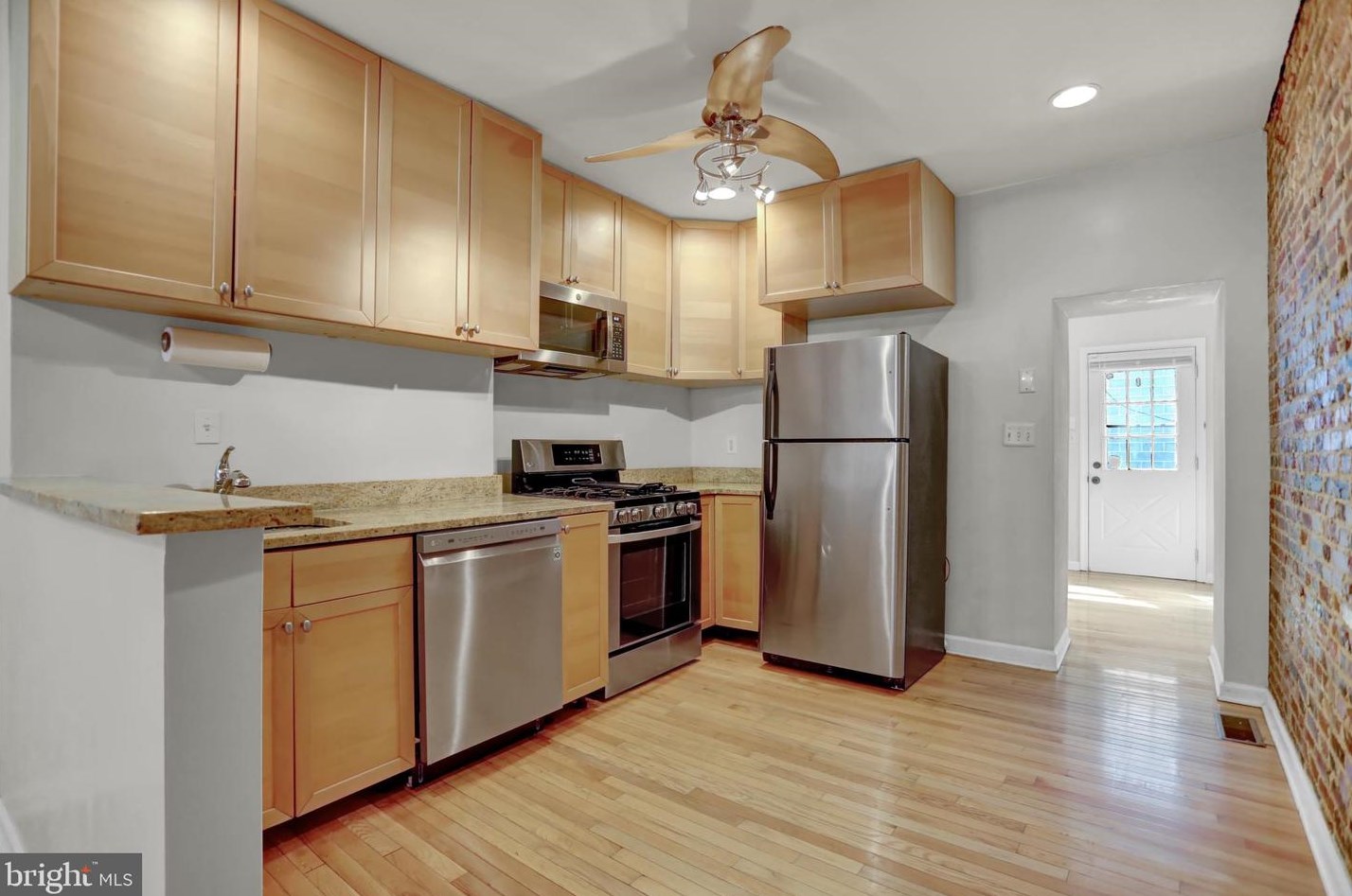 1155 Hamburg St, Baltimore MD  21230-1910 exterior