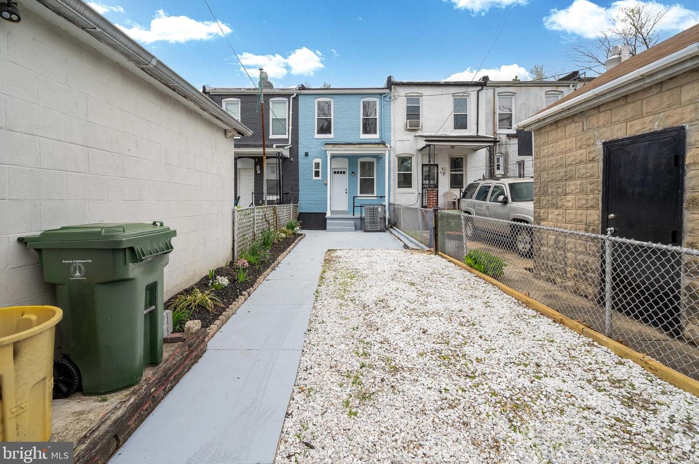 3824 Old Frederick Rd, Baltimore MD 21229-3825 exterior