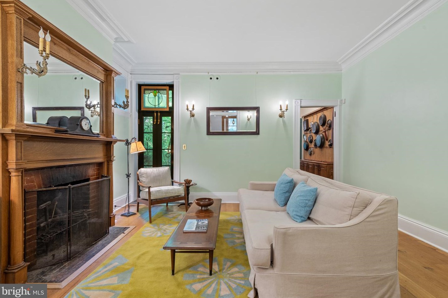 616 Reservoir St, Baltimore MD  21217-4823 exterior