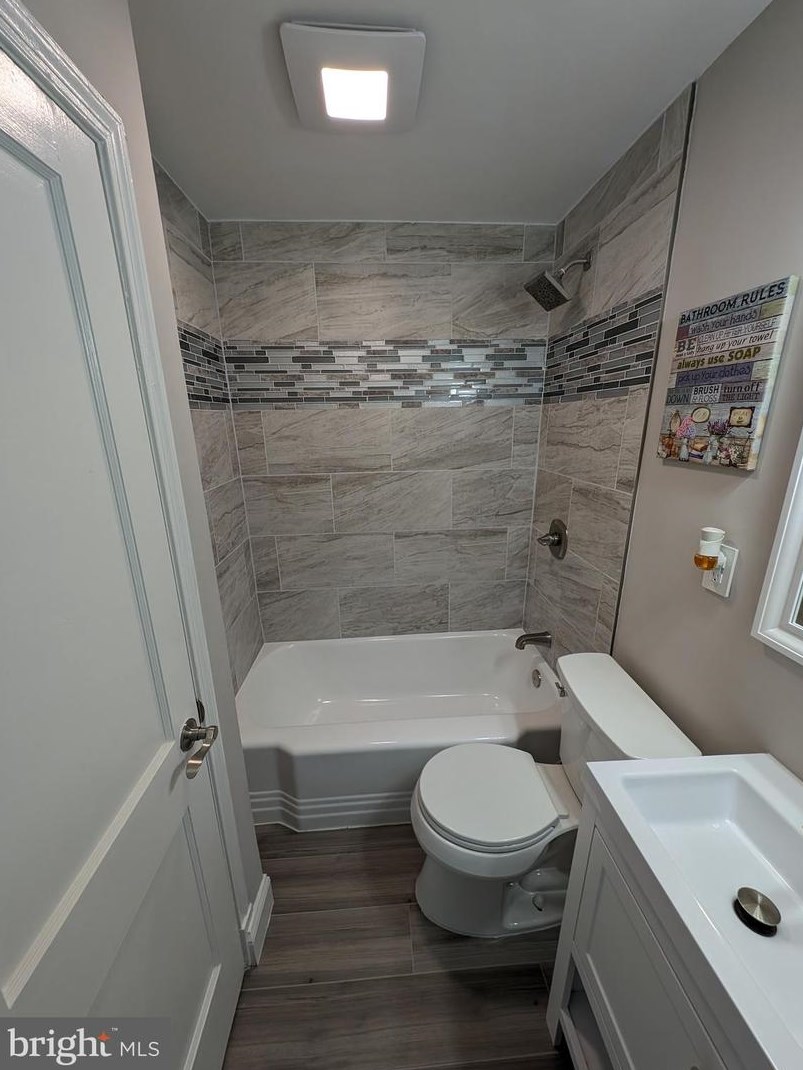 3660 Dudley Ave, Baltimore MD  21213-1829 exterior