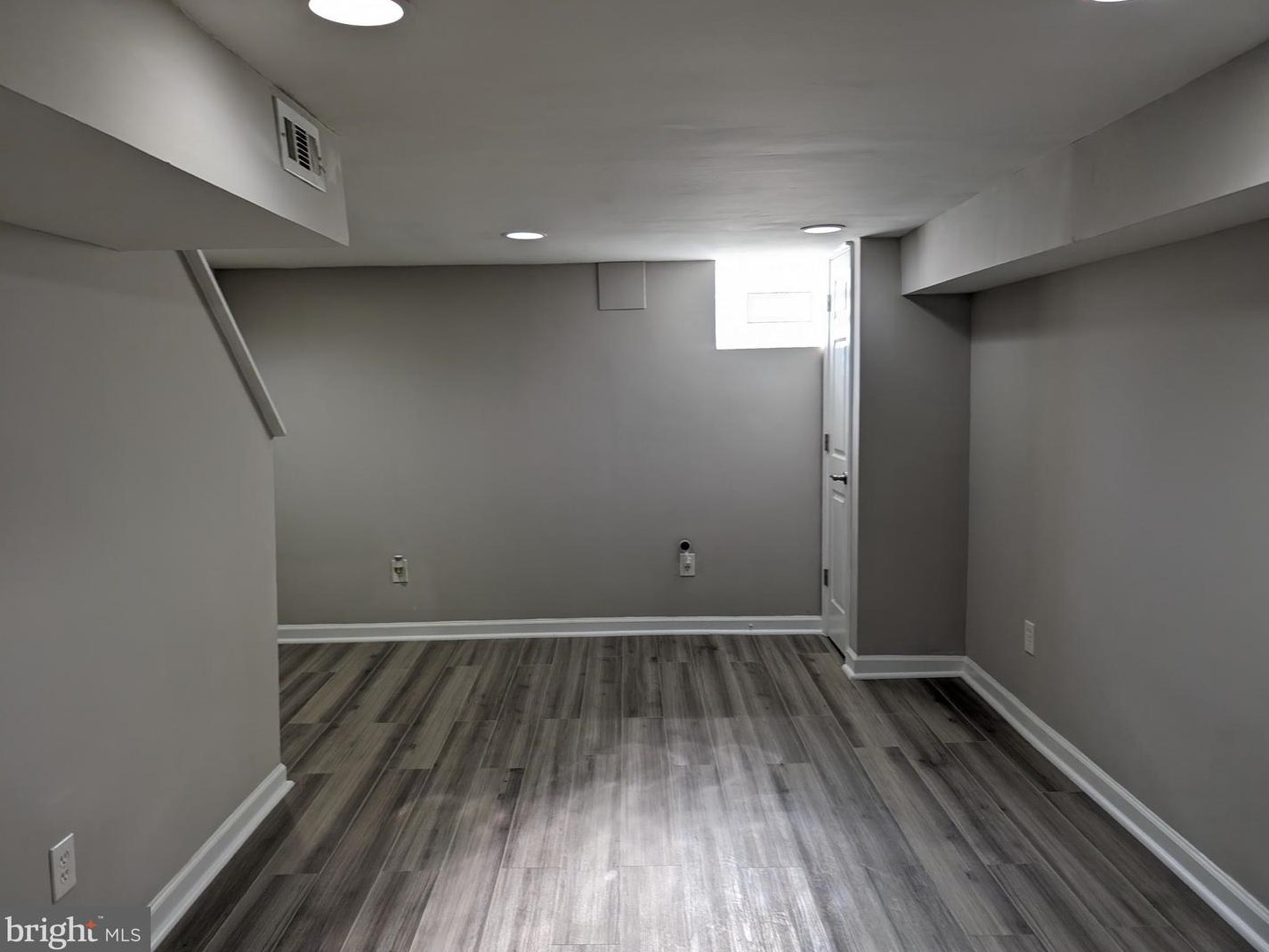 3660 Dudley Ave, Baltimore MD  21213-1829 exterior