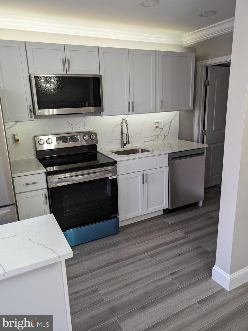 3660 Dudley Ave, Baltimore MD  21213-1829 exterior