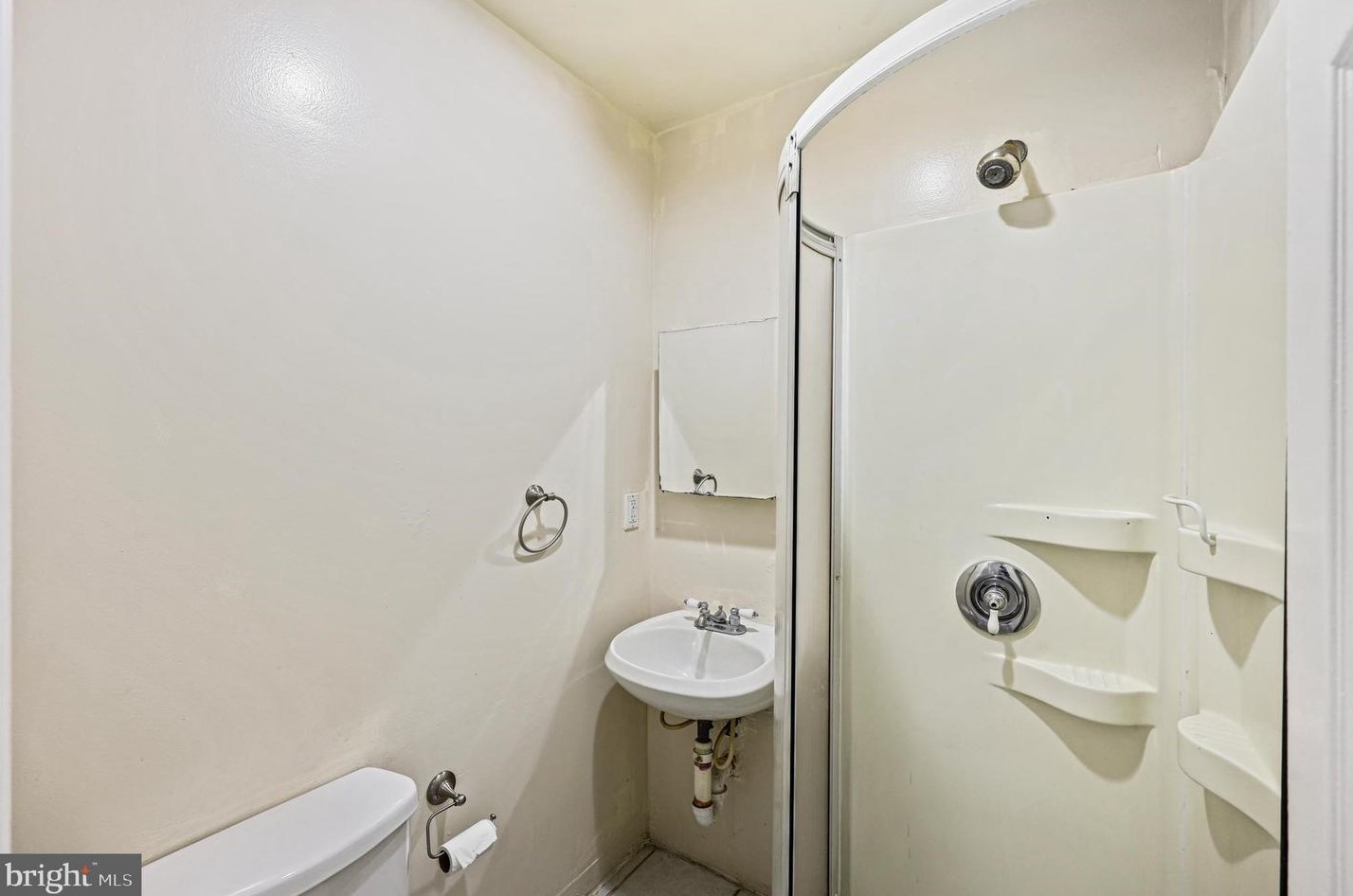 19 Kresson St, Baltimore MD  21224-1708 exterior