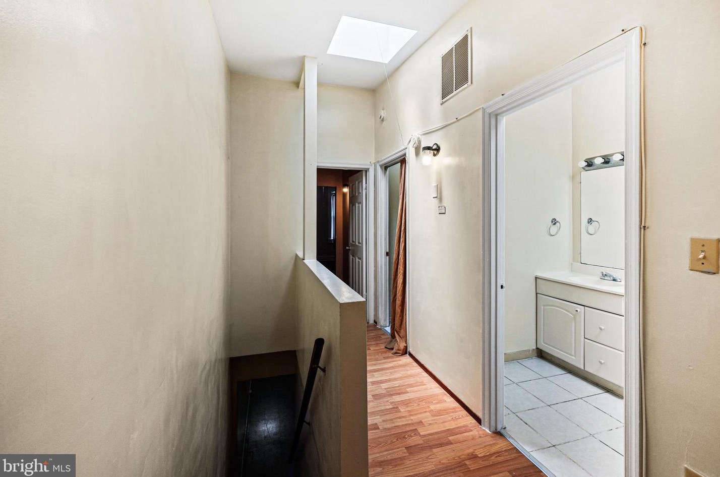 19 Kresson St, Baltimore MD  21224-1708 exterior