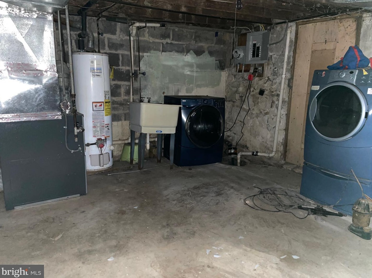 5014 Sunset Rd, Baltimore MD 21223-2743 exterior