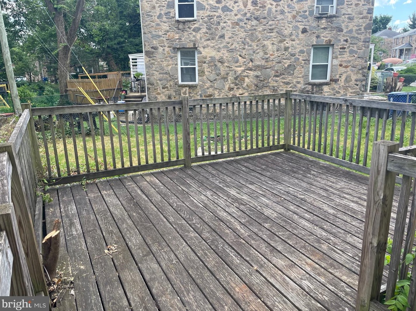 5014 Sunset Rd, Baltimore MD 21223-2743 exterior