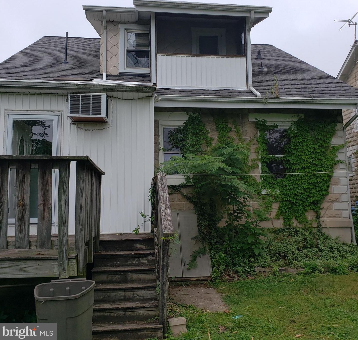 3015 Weaver Ave, Baltimore MD  21214-3402 exterior