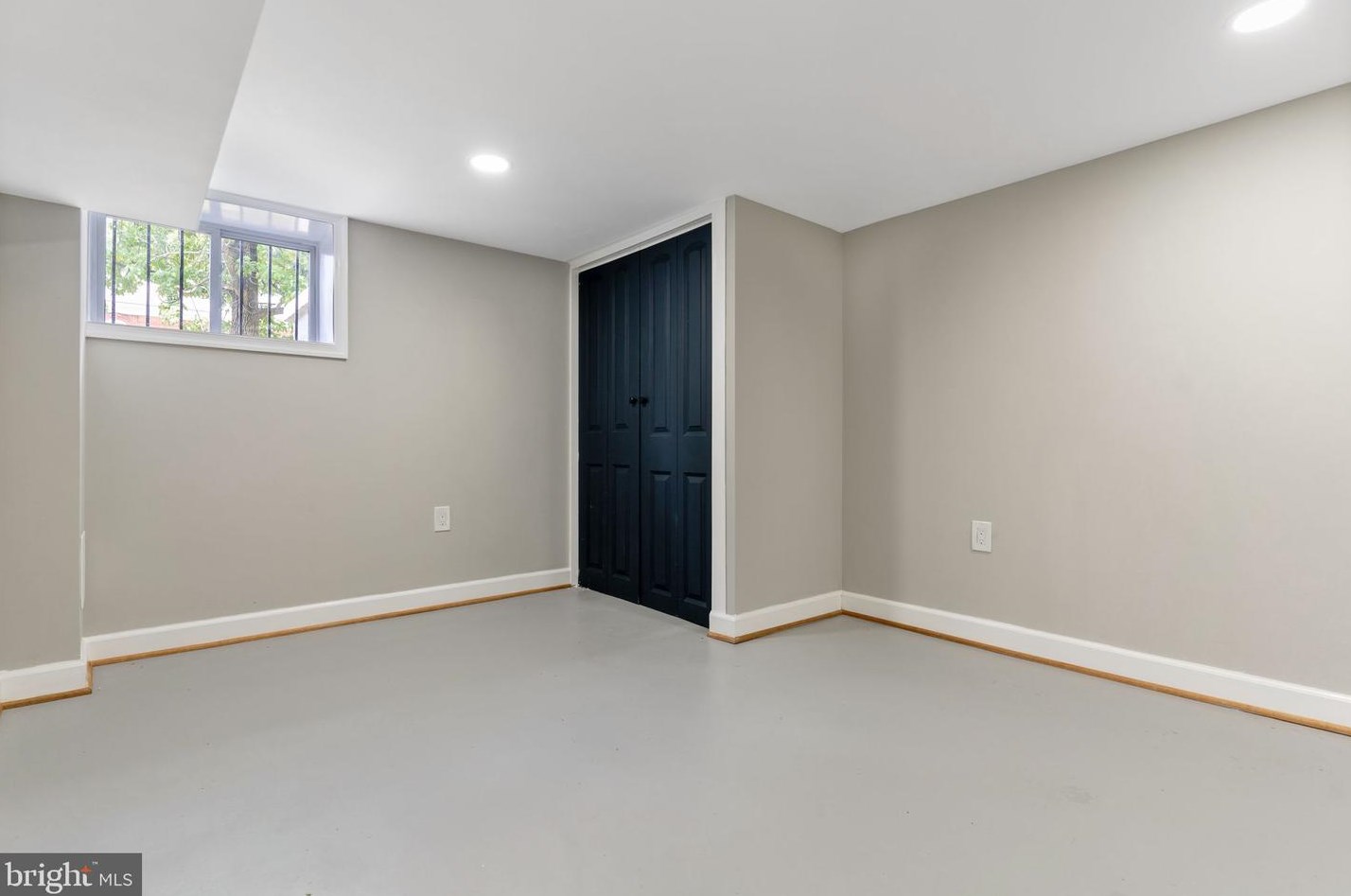 2013 Belair Rd, Baltimore MD  21213-1222 exterior