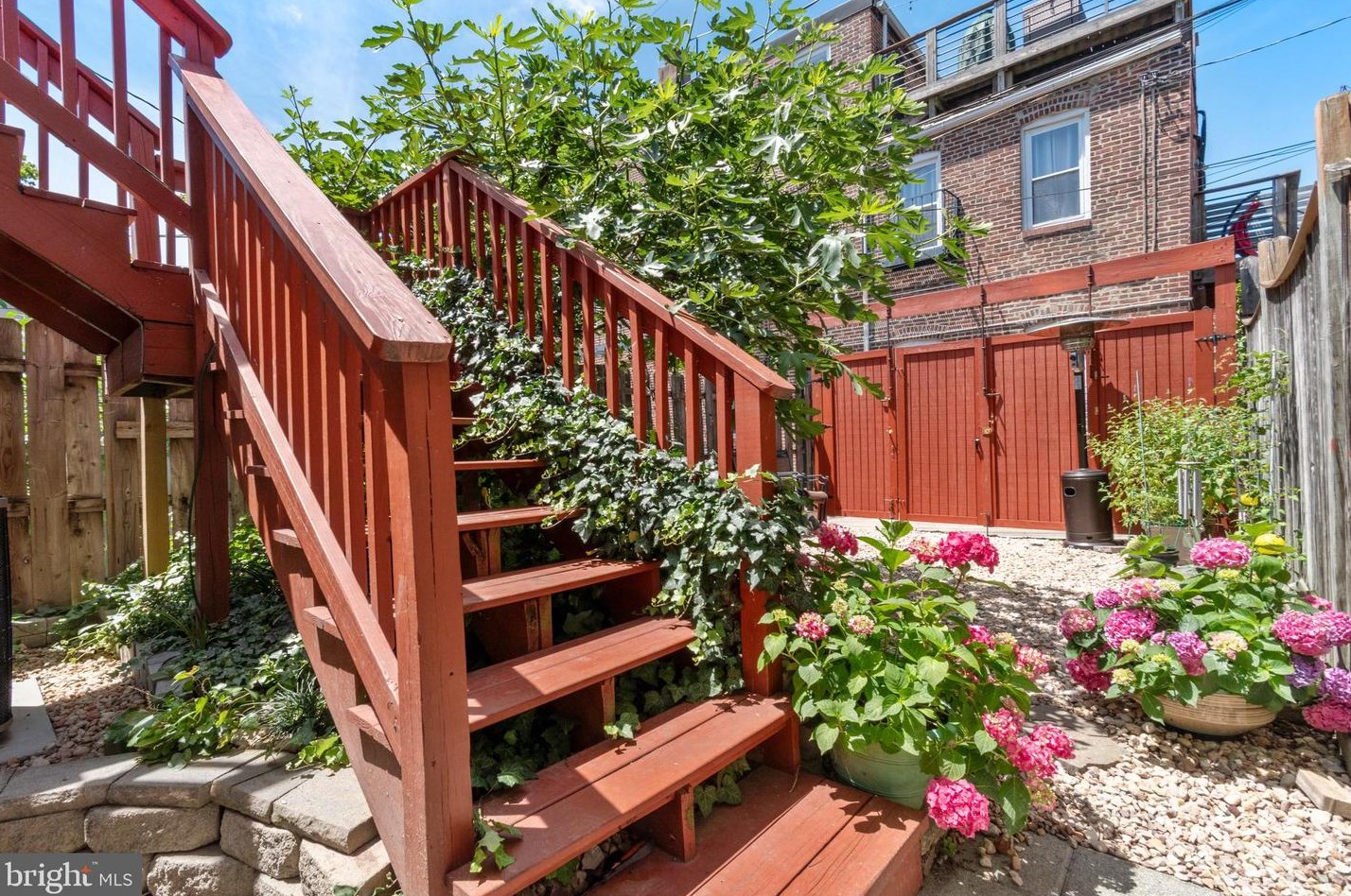 2206 Gough St, Baltimore MD  21231-2635 exterior