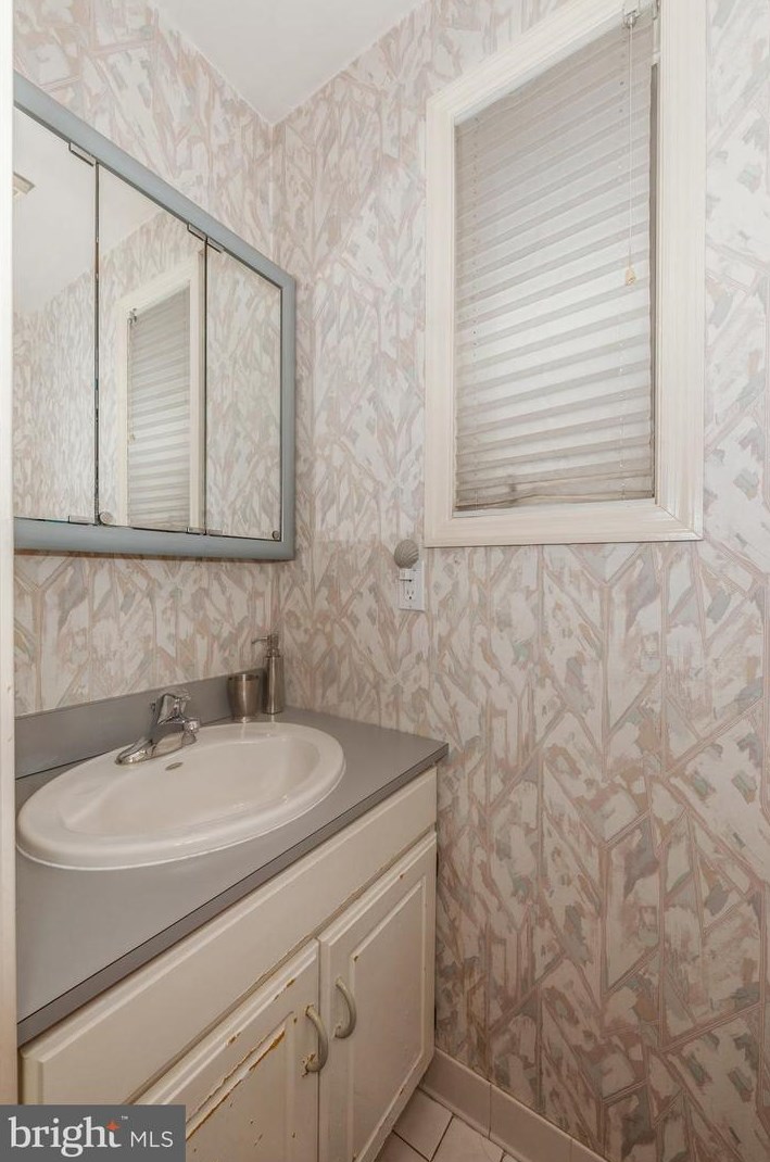 3821 Menlo Dr, Baltimore MD  21215-3431 exterior