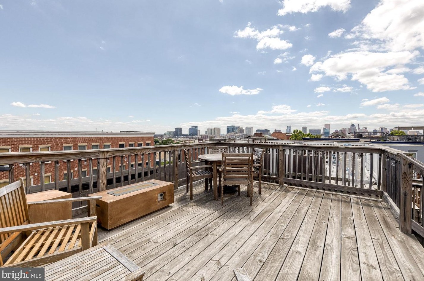 2104 Pratt St, Baltimore MD  21231-2027 exterior