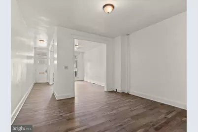 121 S Monastery Avenue S, Baltimore, MD 21229 - Photo 7