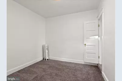 121 S Monastery Avenue S, Baltimore, MD 21229 - Photo 17