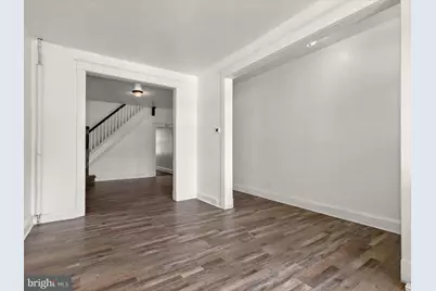 121 S Monastery Avenue S, Baltimore, MD 21229 - Photo 5