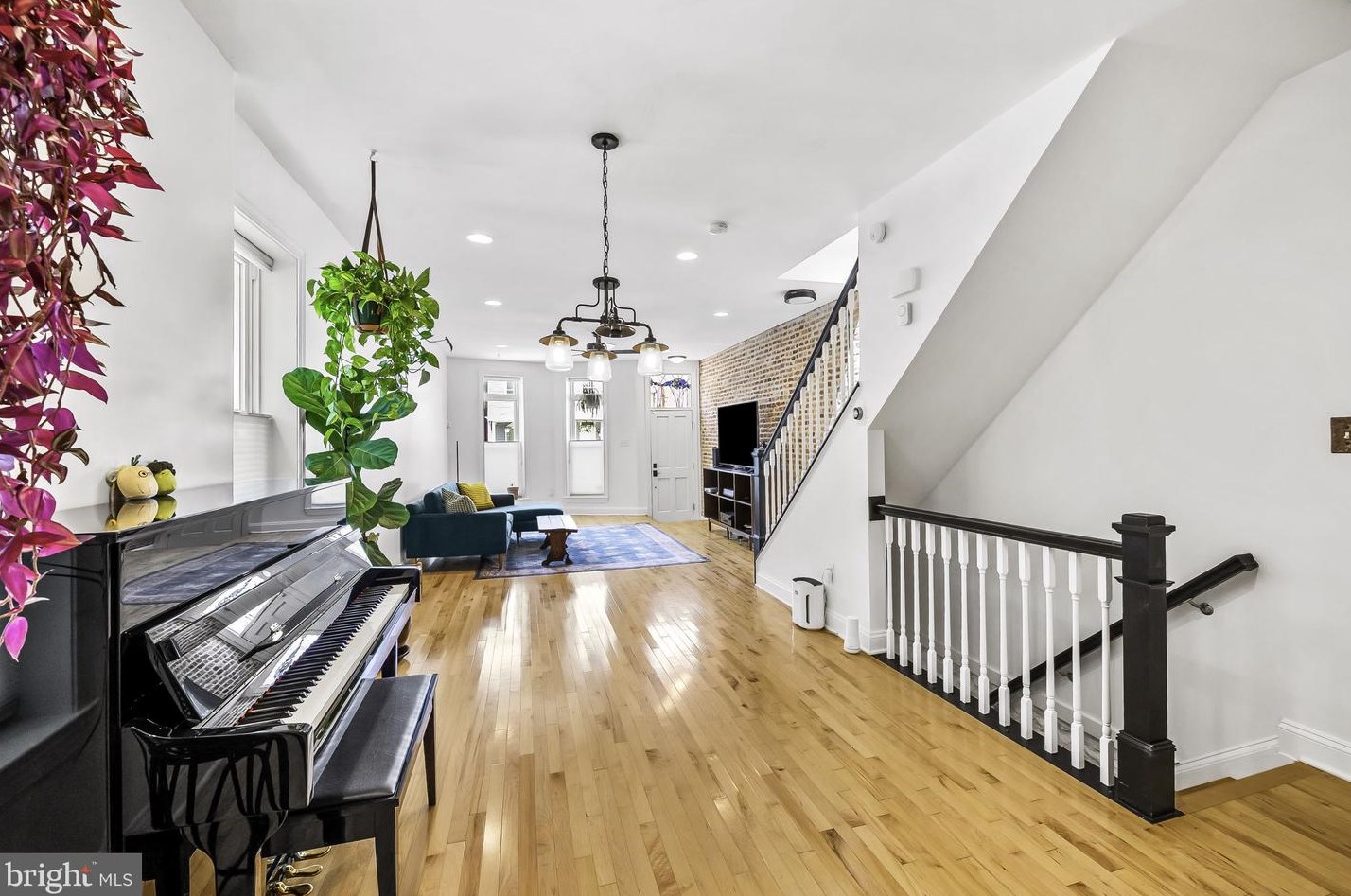 3501 Elm Ave, Baltimore MD  21211-2419 exterior