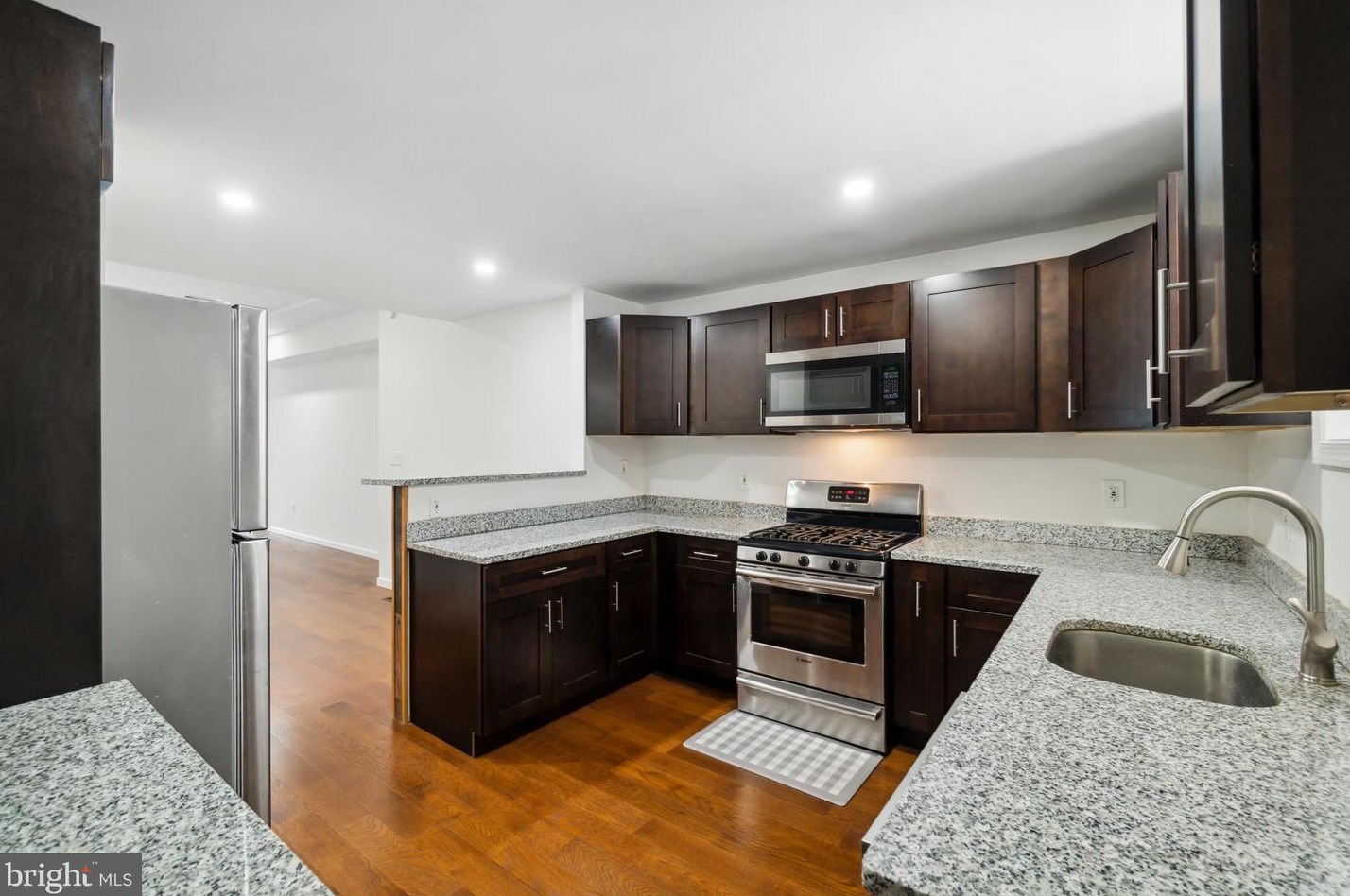 235 Lakewood Ave, Baltimore MD  21224-1111 exterior