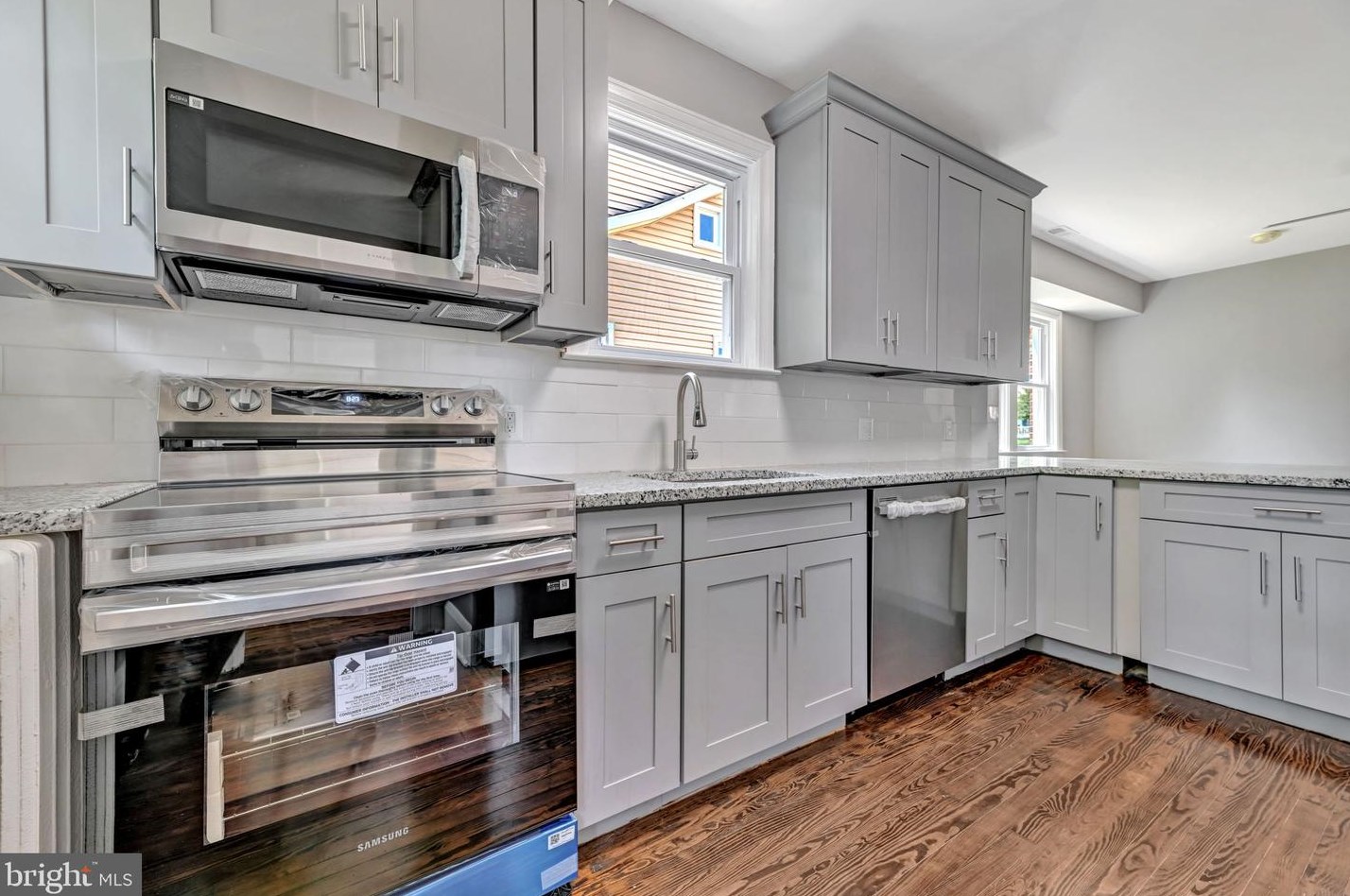 3413 Glenmore Ave, Baltimore MD  21214-1823 exterior