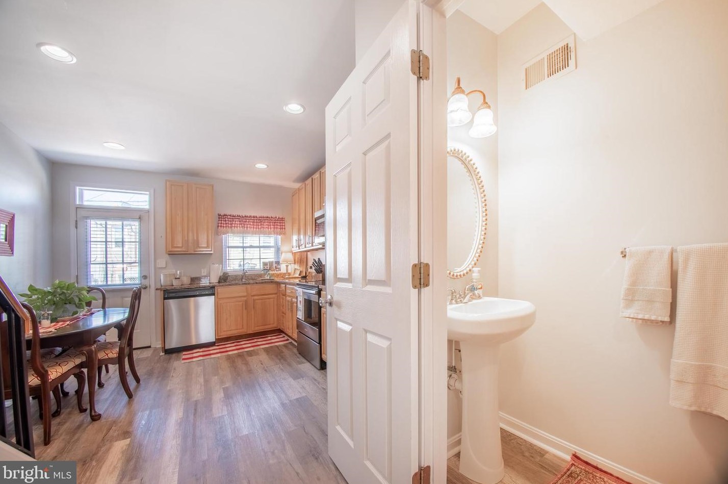 30 Curley St, Baltimore MD  21224-1329 exterior