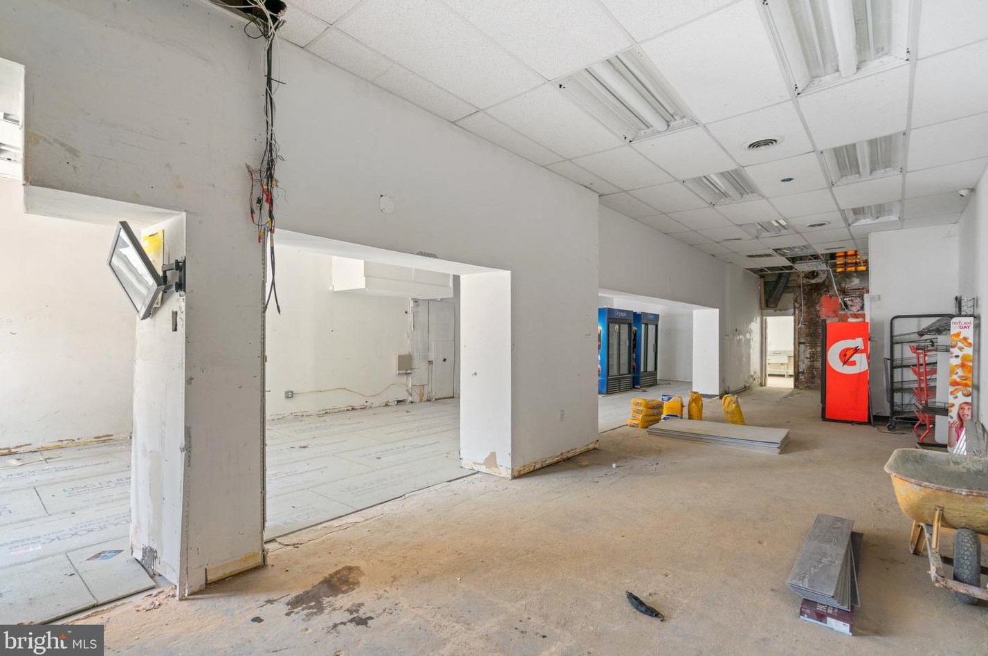 2800 Huntingdon Ave, Baltimore MD  21211-2921 exterior