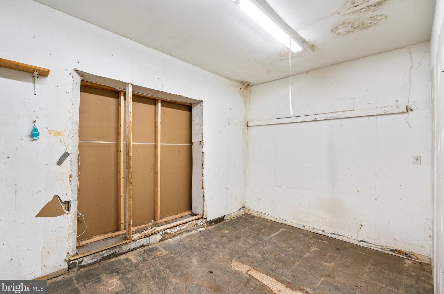 2800 Huntingdon Ave, Baltimore MD  21211-2921 exterior