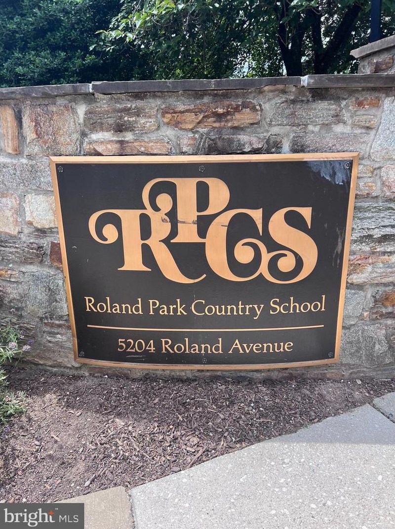 201 Cedarcroft Rd, Baltimore MD  21212-2517 exterior