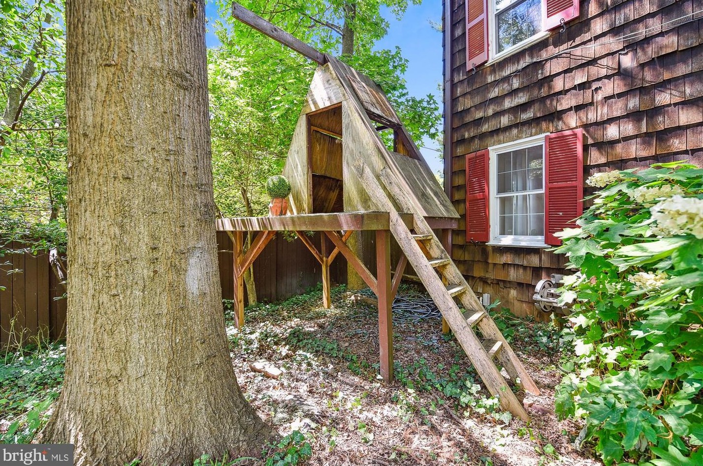 201 Cedarcroft Rd, Baltimore MD  21212-2517 exterior