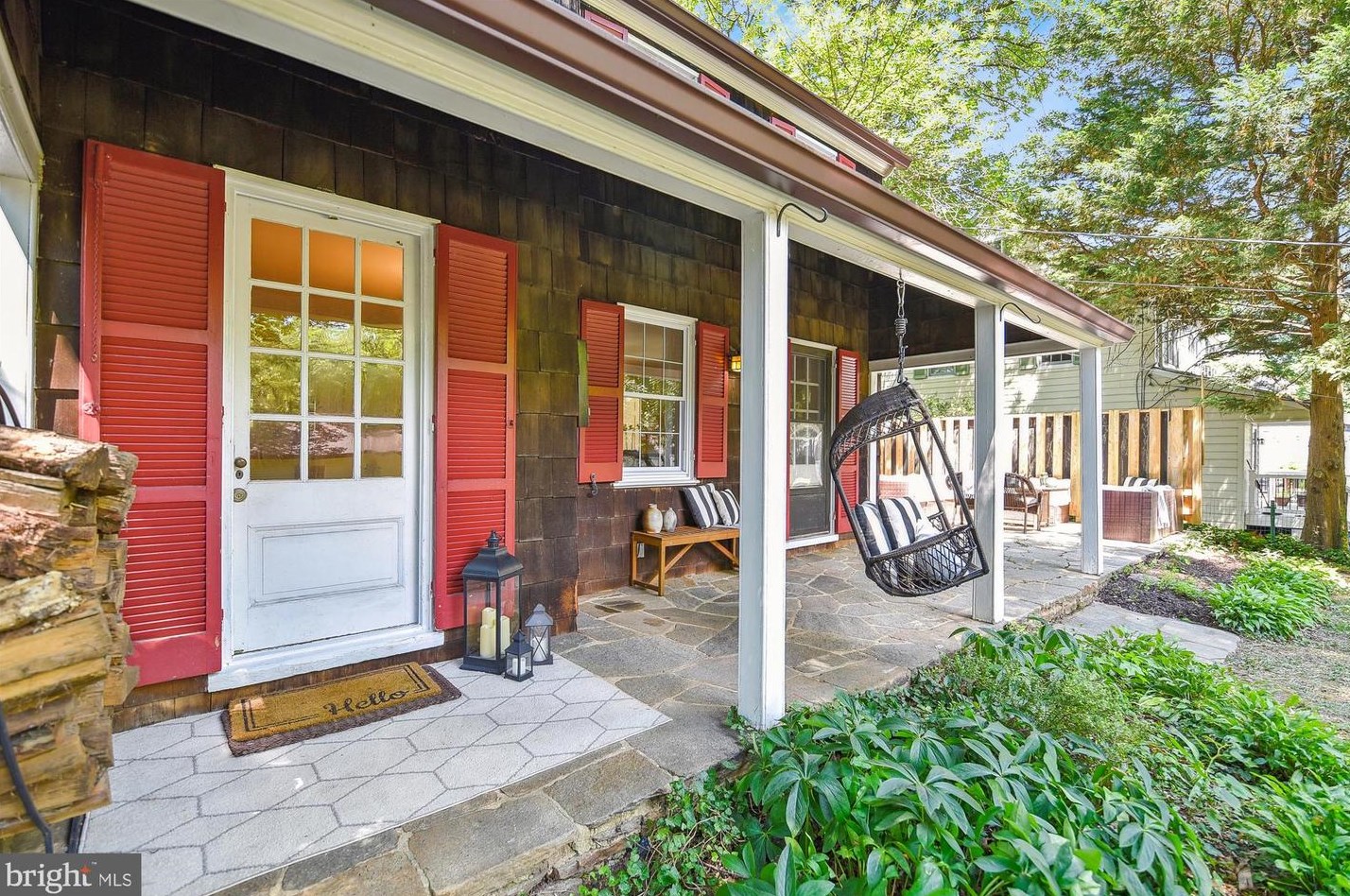 201 Cedarcroft Rd, Baltimore MD  21212-2517 exterior