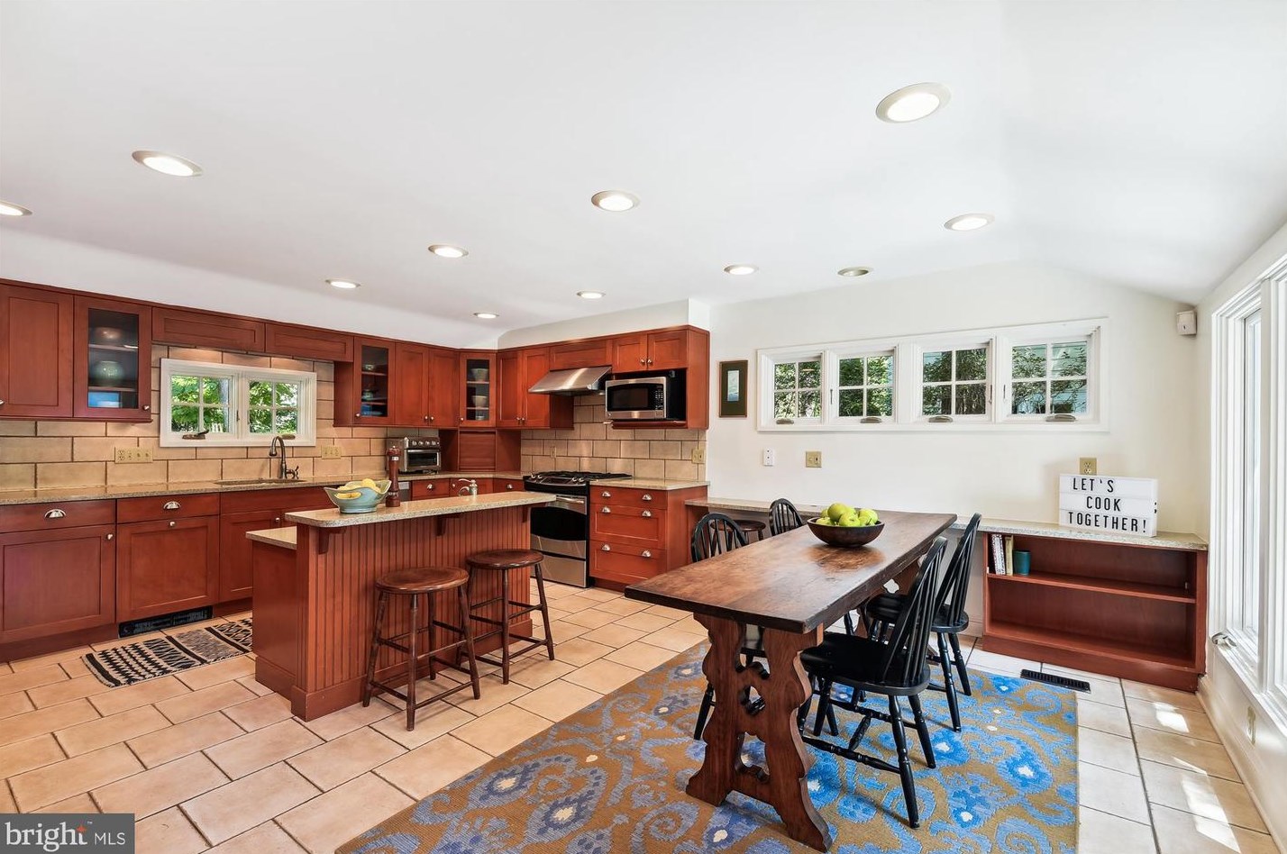 201 Cedarcroft Rd, Baltimore MD  21212-2517 exterior