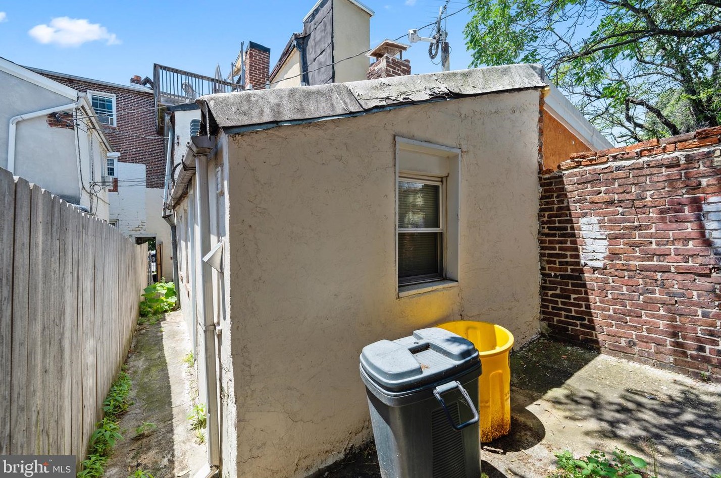 29 Ann St, Baltimore MD  21231-1522 exterior