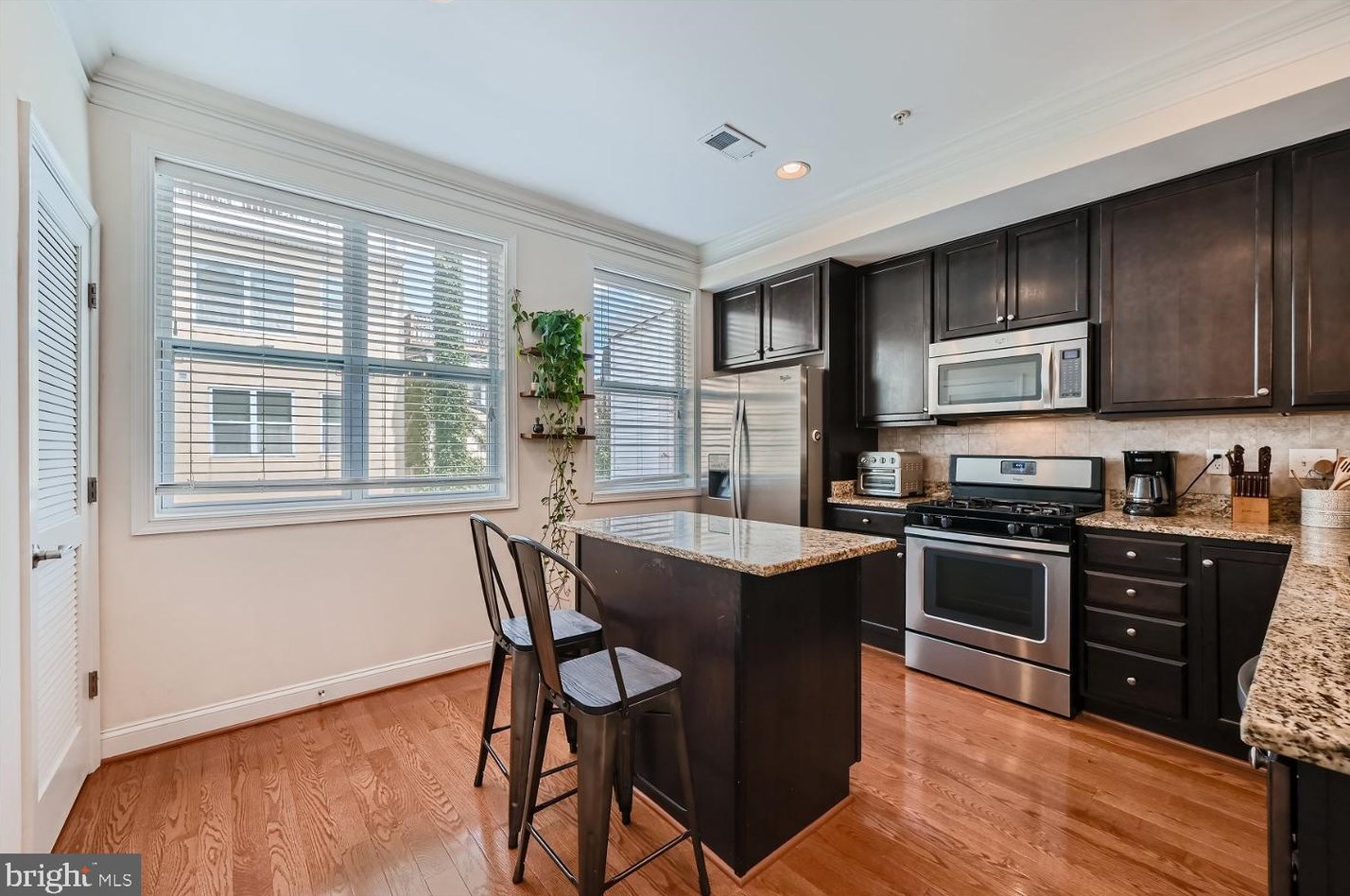 26 Fort Ave, Baltimore MD  21230-4541 exterior