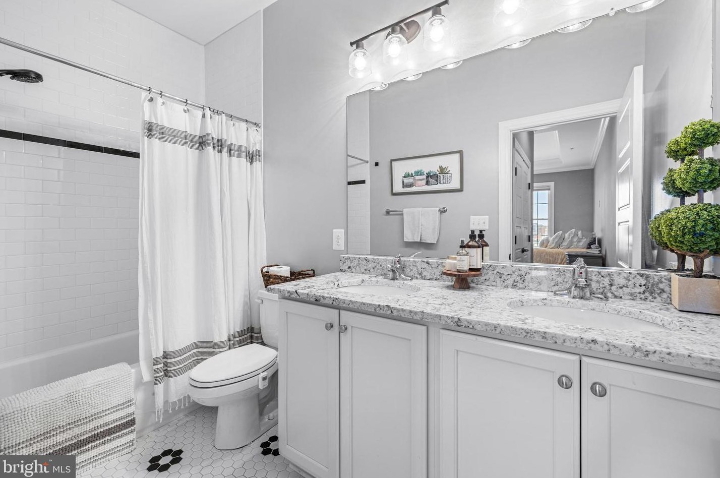 1045 Baylis St, Baltimore MD  21224-5215 exterior