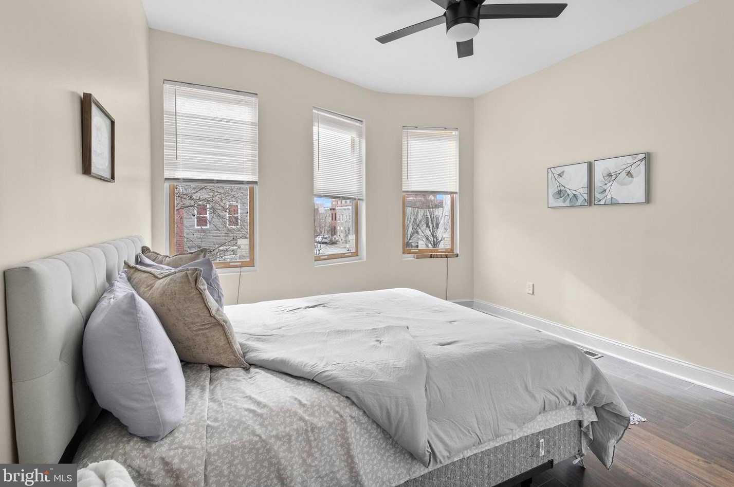 3220 Baltimore St, Baltimore MD  21224-1108 exterior