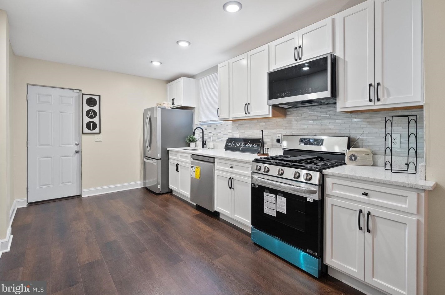 3220 Baltimore St, Baltimore MD  21224-1108 exterior