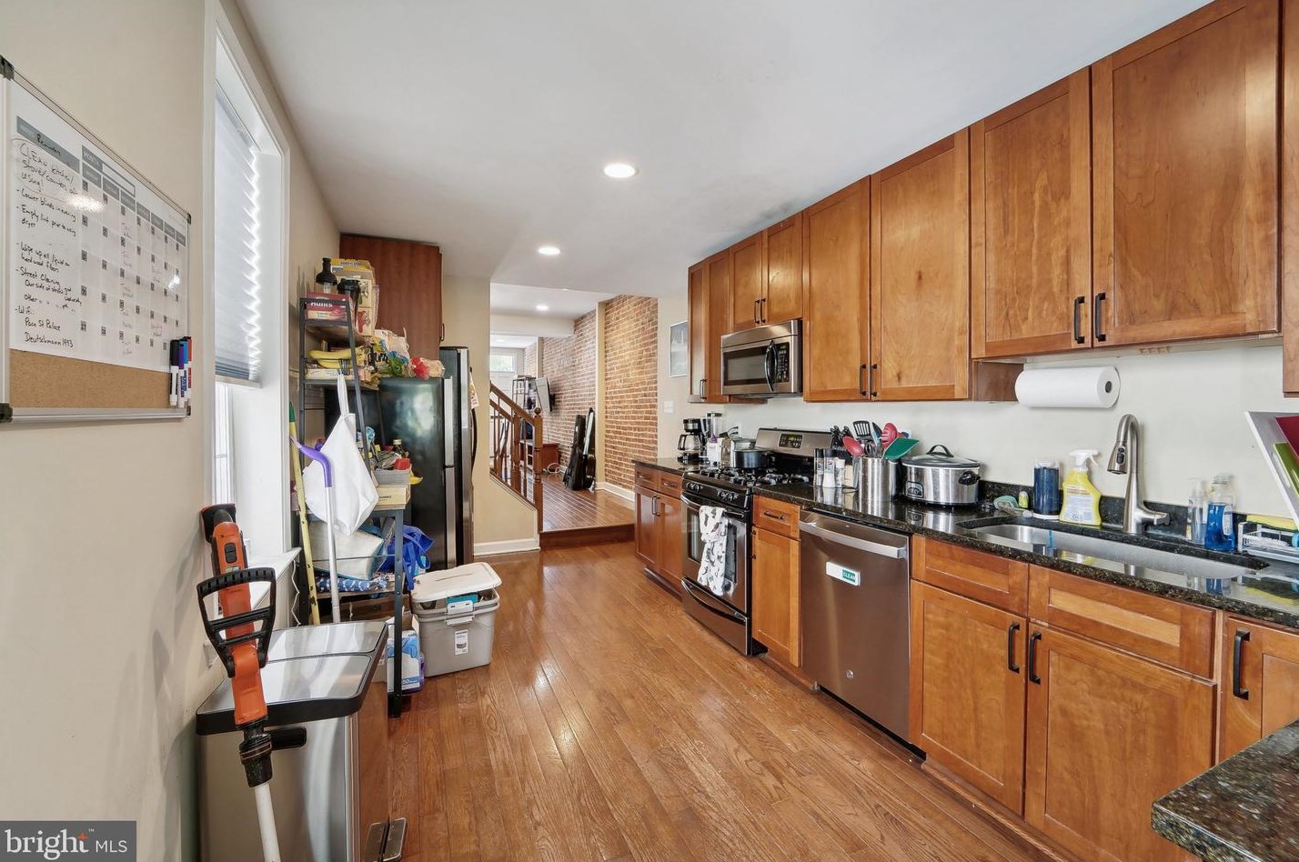 635 Paca St, Baltimore MD 21201-1919 exterior