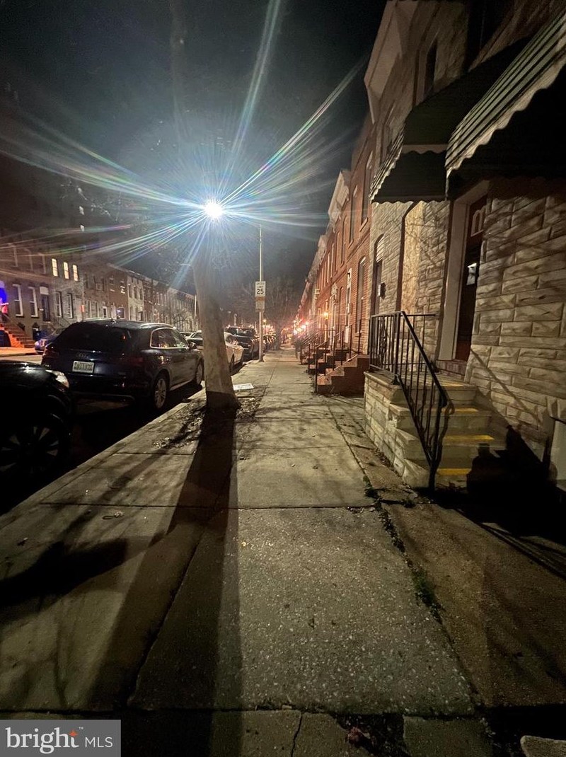 1104 Hamburg St, Baltimore MD  21230-1911 exterior