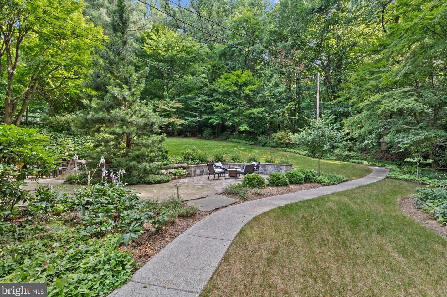 401 Edgevale Rd, Baltimore MD  21210-1915 exterior