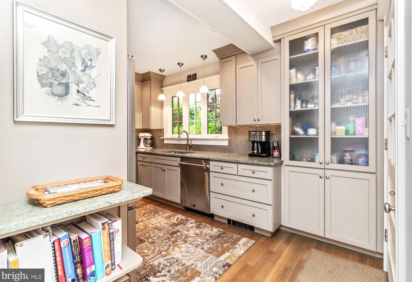 401 Edgevale Rd, Baltimore MD  21210-1915 exterior