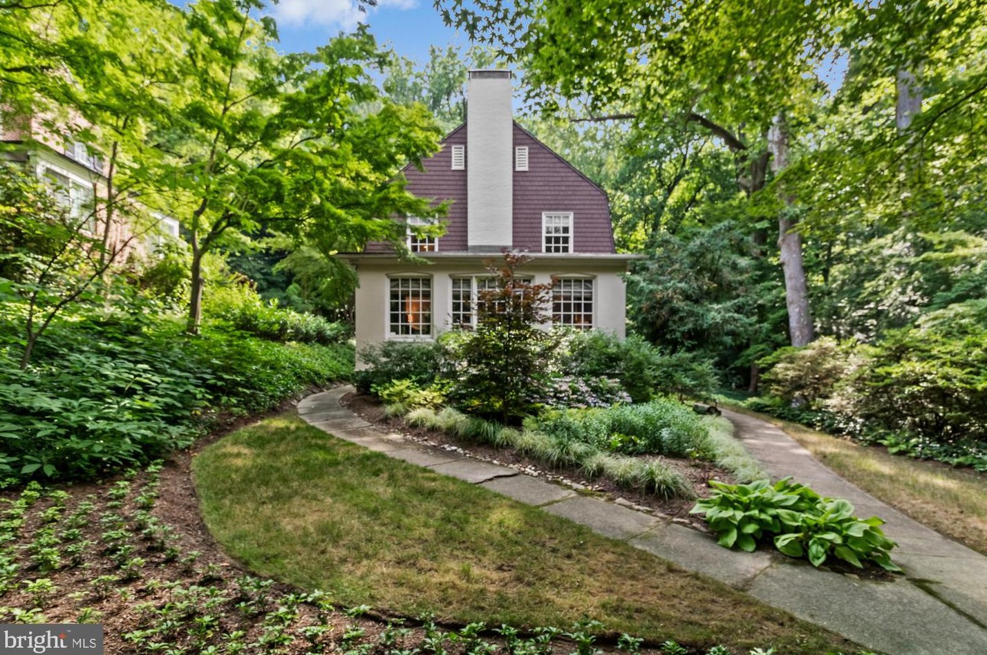 401 Edgevale Rd, Baltimore MD  21210-1915 exterior