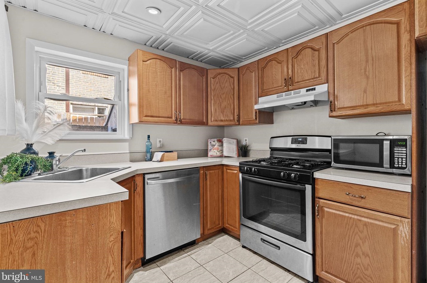 341 Chester St, Baltimore MD  21231-2727 exterior