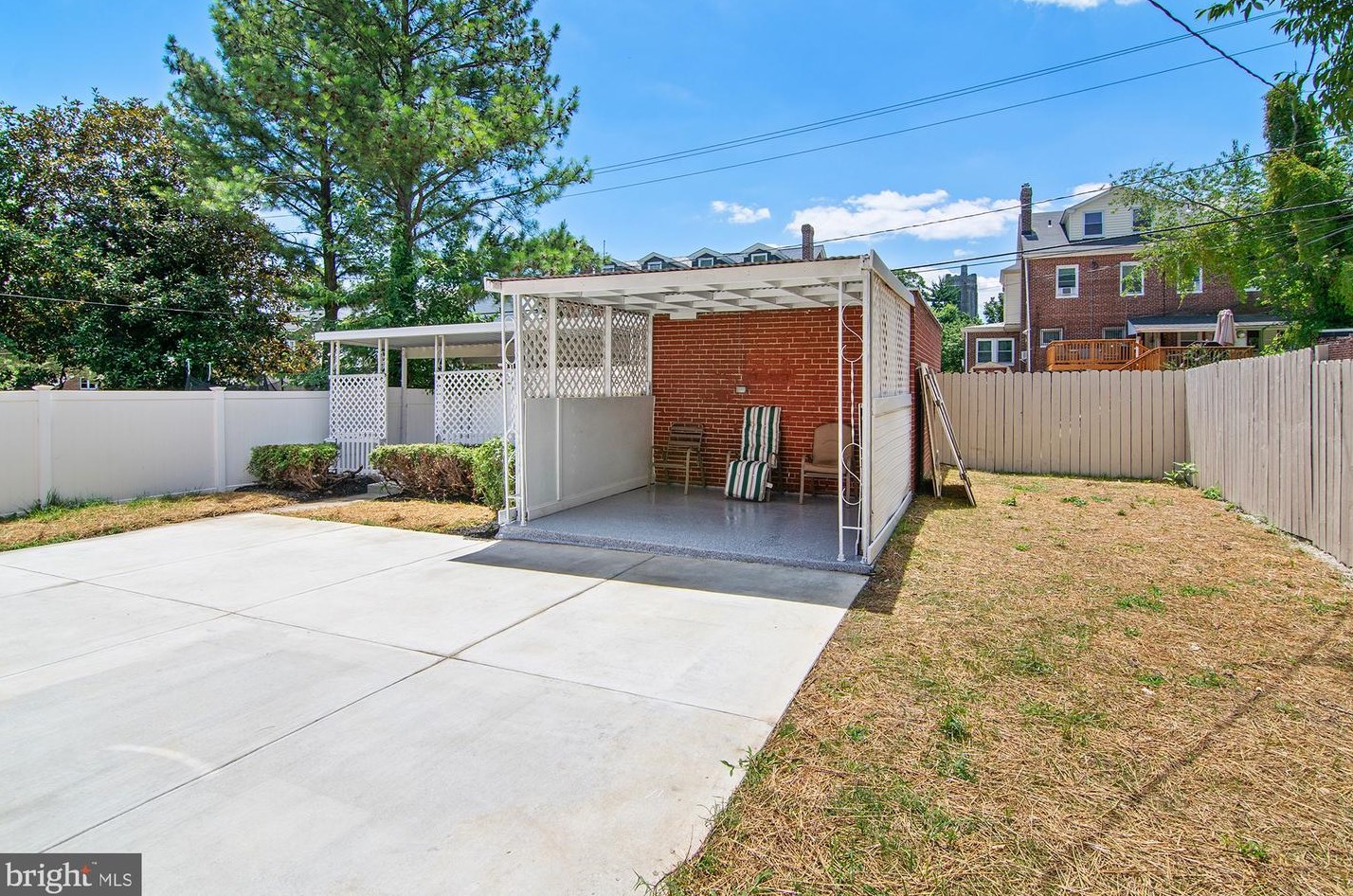 1309 Lakeside Ave, Baltimore MD  21218-3004 exterior