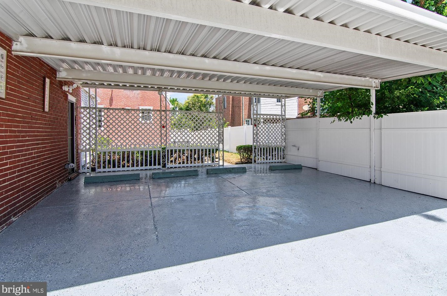 1309 Lakeside Ave, Baltimore MD  21218-3004 exterior
