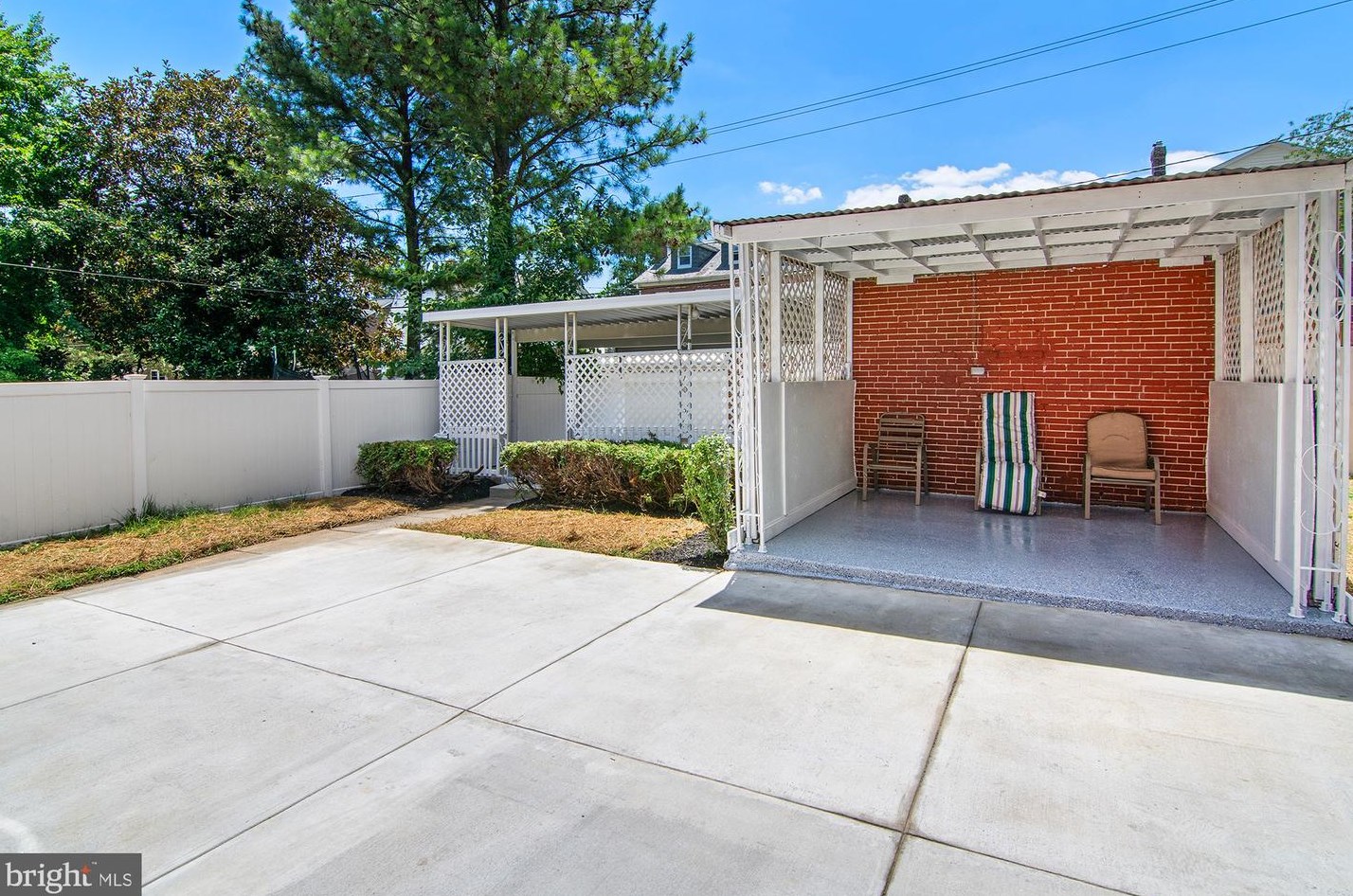 1309 Lakeside Ave, Baltimore MD  21218-3004 exterior