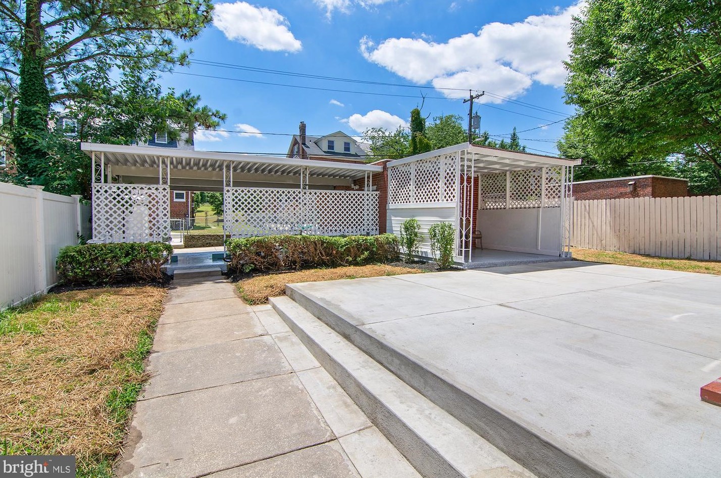 1309 Lakeside Ave, Baltimore MD  21218-3004 exterior